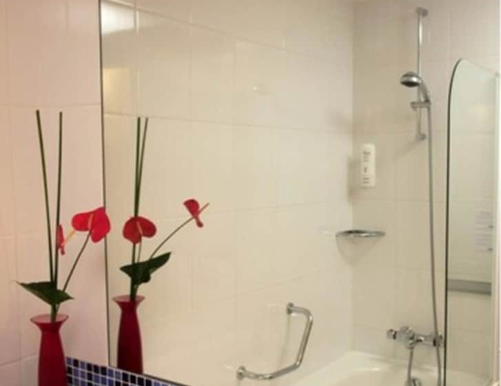 اتاق استاندارد, Holiday Inn Express Barcelona City 22@, An Ihg