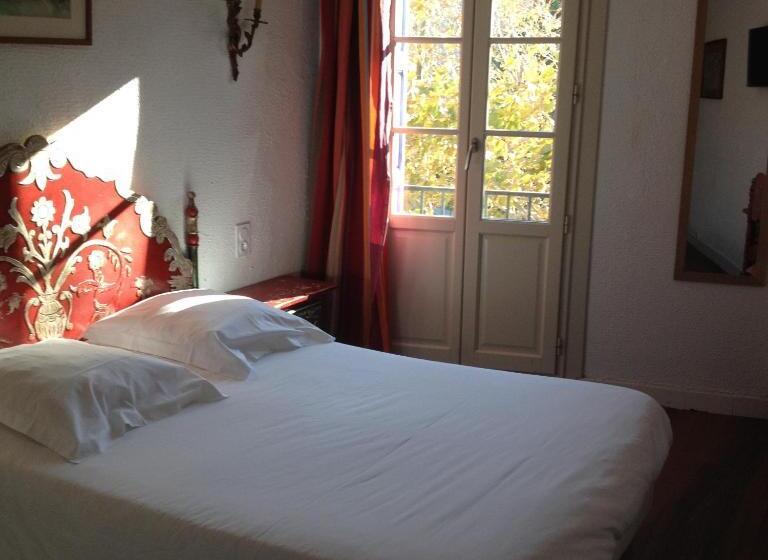 اتاق استاندارد, Hôtel Des Templiers