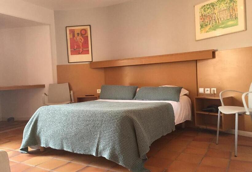 سوییت جونیور, Hôtel Des Templiers