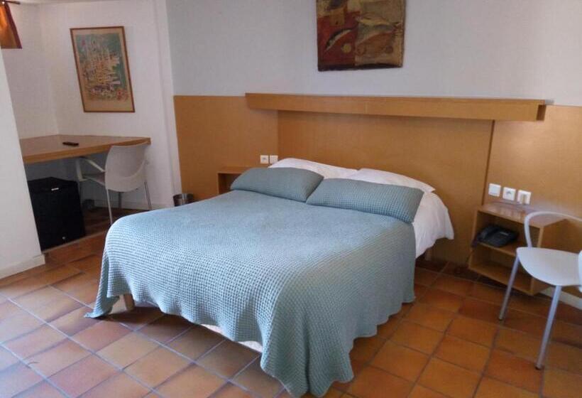 سوییت جونیور, Hôtel Des Templiers