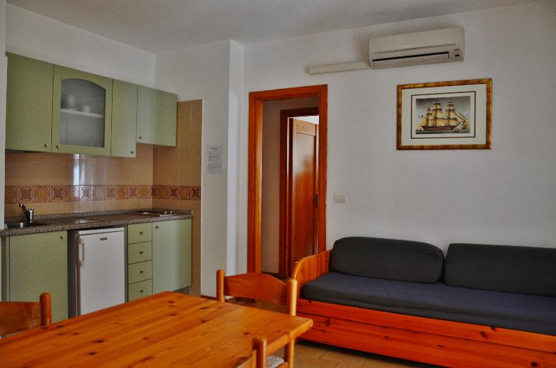 سوییت جونیور, La Aldea Suites