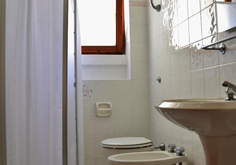 سوییت جونیور, La Aldea Suites