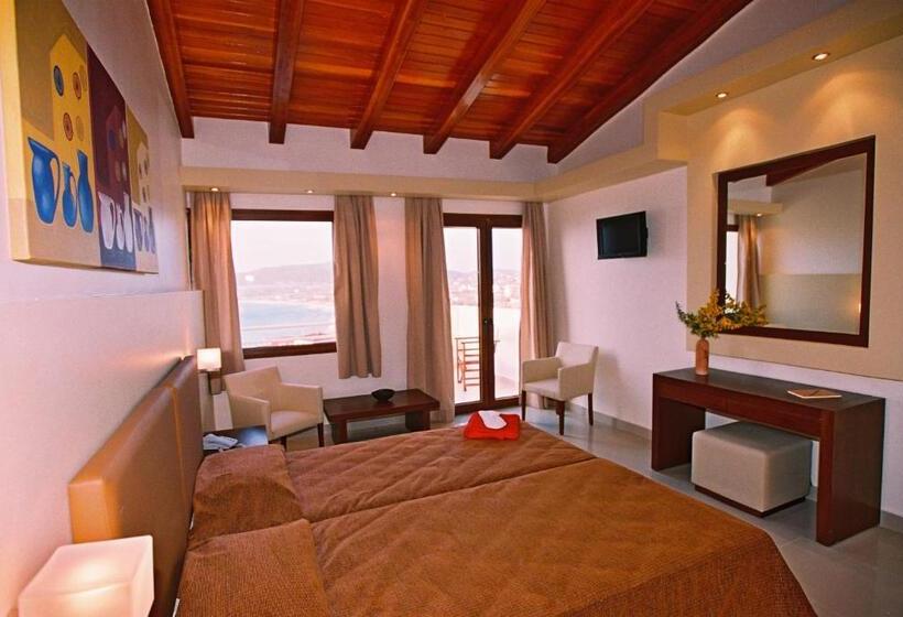 コネクティングルーム（家族用）。, Lemnos Village Resort