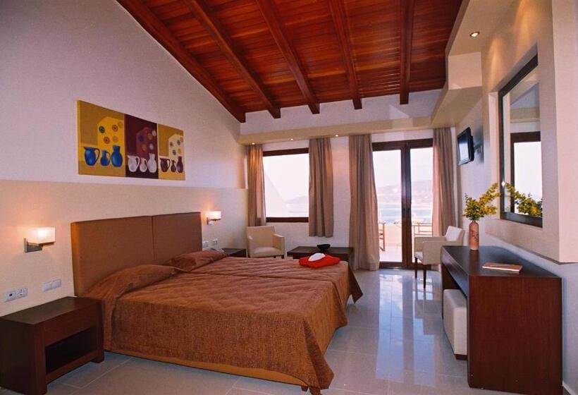 コネクティングルーム（家族用）。, Lemnos Village Resort