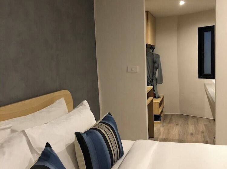 ویلای لوکس 1 خوابه, Punnpreeda Beach Resort   Sha Plus Certified