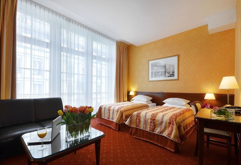 اتاق لوکس, Wolne Miasto Old Town Gdańsk