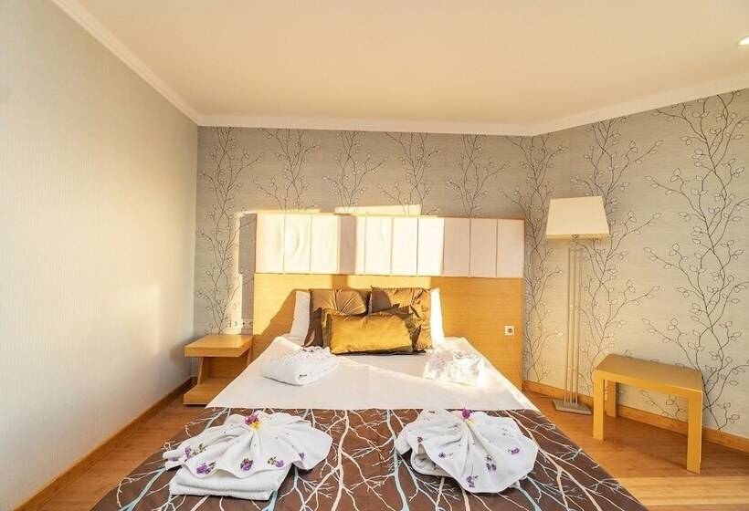 اتاق خانوادگی, Maira Deluxe Resort Hotel Bodrum