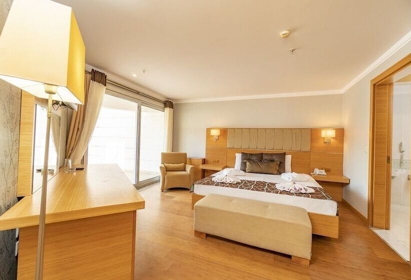 اتاق خانوادگی, Maira Deluxe Resort Hotel Bodrum