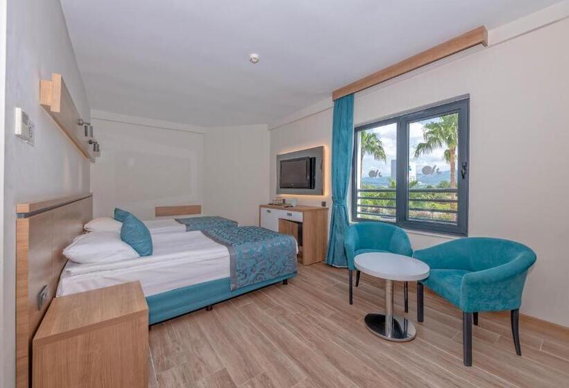 اتاق خانوادگی, Meryan Hotel   All Inclusive