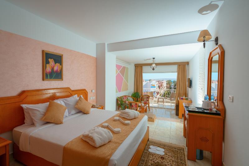 اتاق سوپریور با چشم‌انداز دریا, Minamark Beach Resort For Families And Couples Only