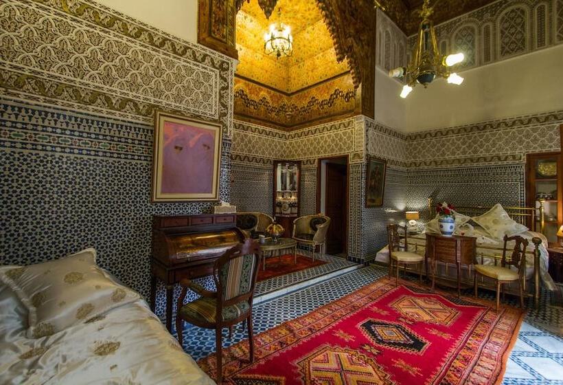 سوییت سوپریور, Riad Damia