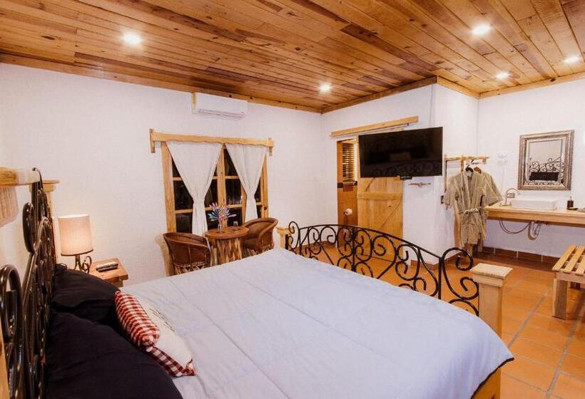 חדר דלוקס עם מיטת קינג, Hacienda Don Armando Boutique & Spa