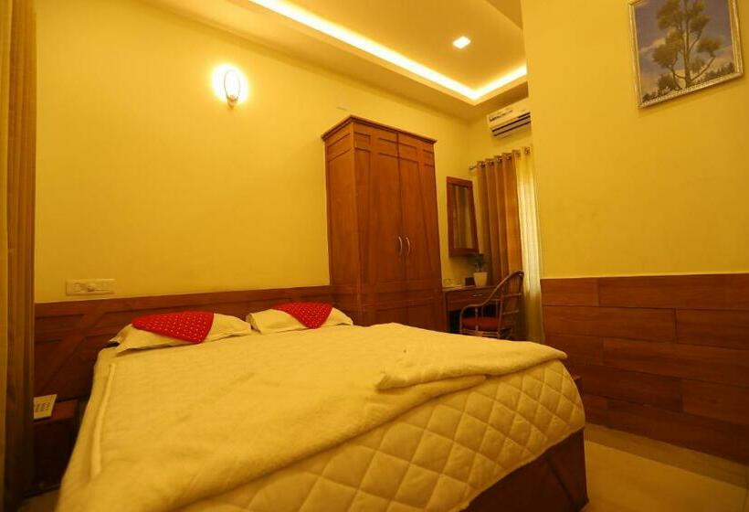 اتاق استاندارد یک نفره, Sapphire Inn