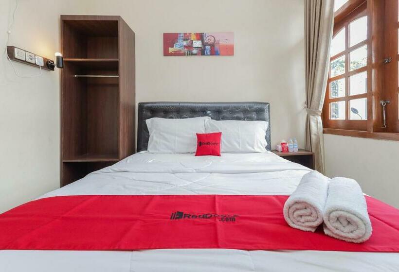 اتاق استاندارد, Reddoorz At Wr Supratman Batu