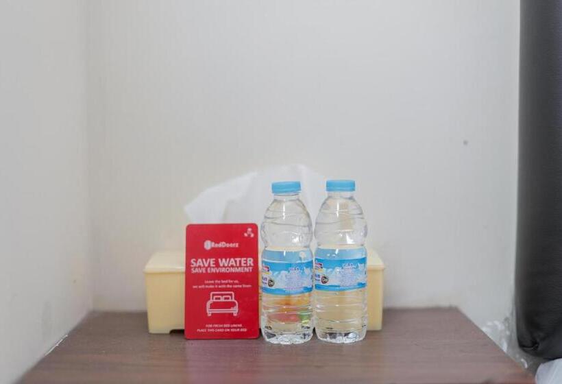 اتاق استاندارد, Reddoorz At Wr Supratman Batu
