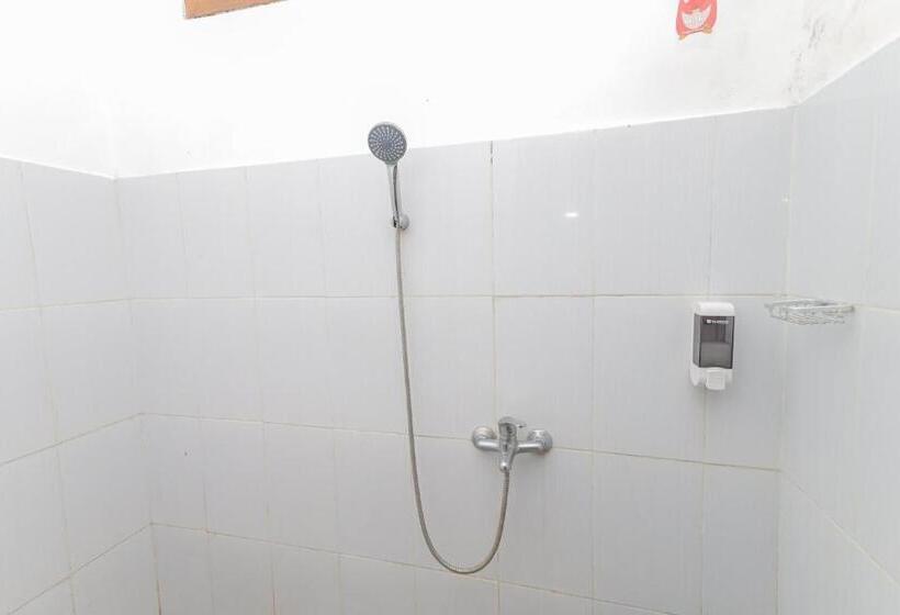 اتاق استاندارد, Reddoorz At Wr Supratman Batu