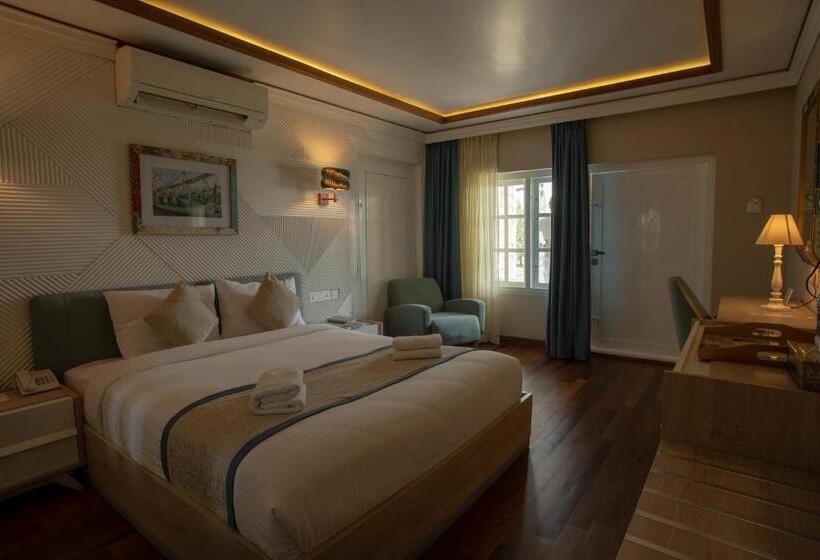 اتاق لوکس, State Beach Resort And Spa