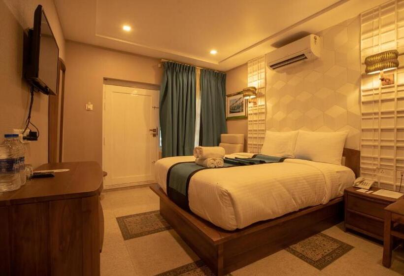 اتاق لوکس, State Beach Resort And Spa