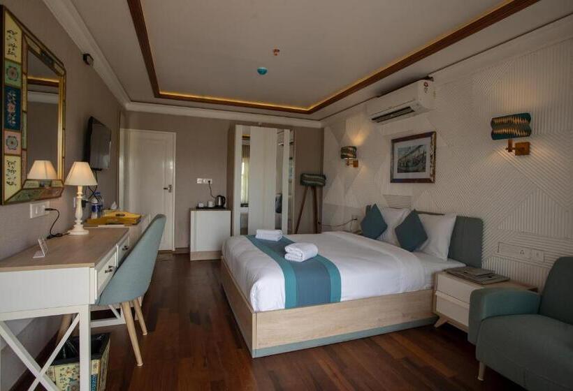 اتاق لوکس, State Beach Resort And Spa