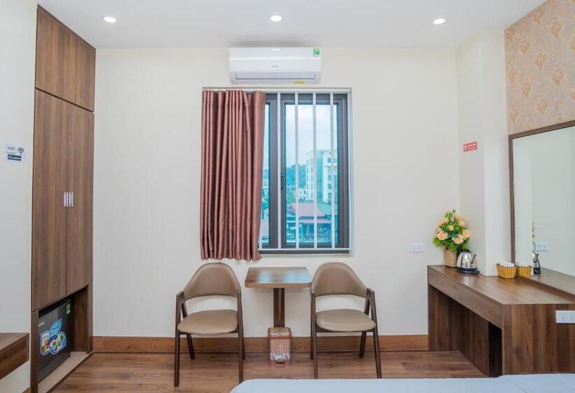 اتاق لوکس, Khách Sạn Hoàng Yến