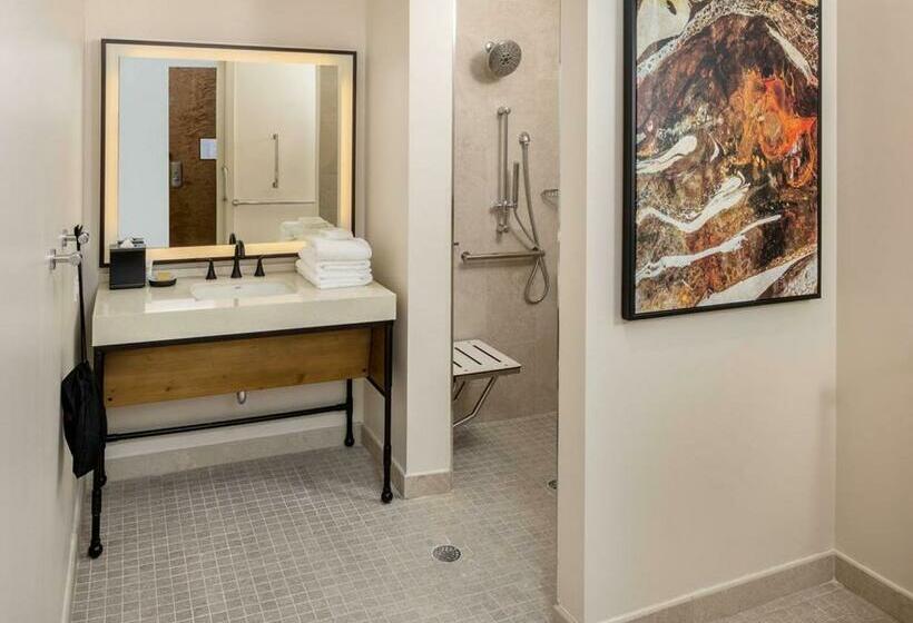 اتاق استاندارد برای معلولان, Melby Downtown Melbourne Tapestry Collection By Hilton
