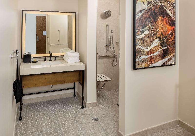 اتاق استاندارد برای معلولان, Melby Downtown Melbourne Tapestry Collection By Hilton