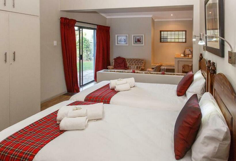 اتاق استاندارد با چشم‌انداز باغ, Argyll B&b