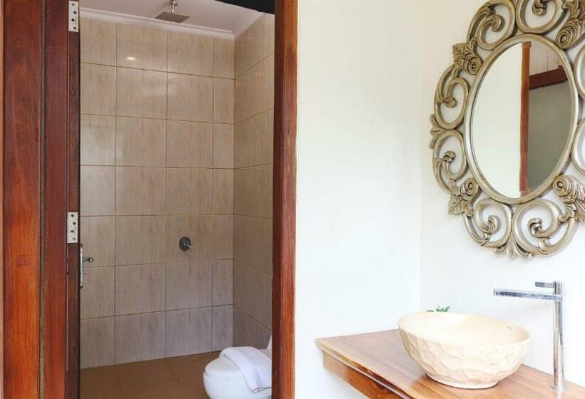ویلای یک اتاق خوابه با استخر شنا, Jepara Garden Resort
