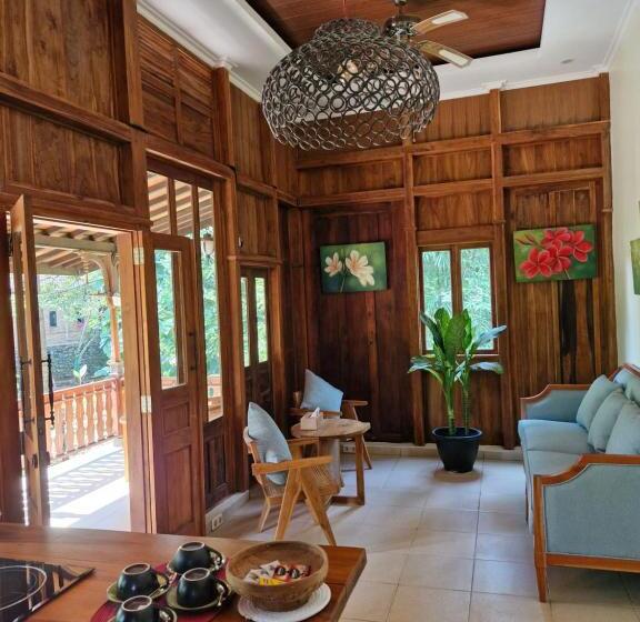 اتاق استاندارد با چشم‌انداز پارک, Jepara Garden Resort