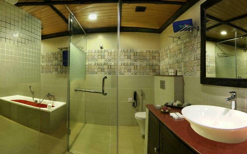 Deluxe Room Mountain View, Ayursoma Ayurveda Royal Retreat