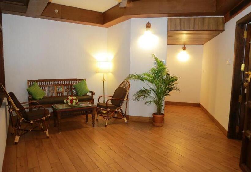 اتاق لوکس با چشم‌انداز دریا, Ayursoma Ayurveda Royal Retreat