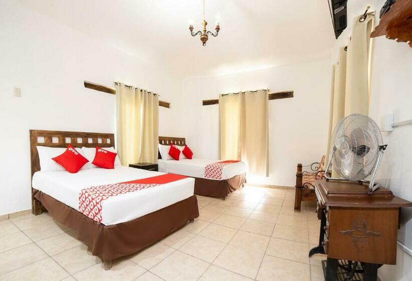 اتاق لوکس با تخت بزرگ, Villas De San Miguel Media Luna