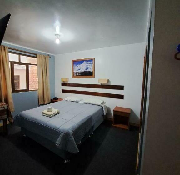 اتاق استاندارد یک نفره, Alpamayo Guest House