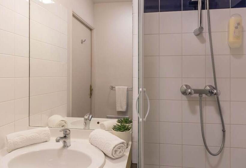 استودیوی استاندارد, Appart City Classic La Rochelle Centre