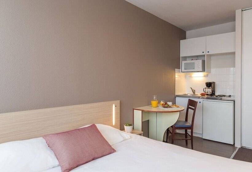 استودیوی استاندارد, Appart City Classic La Rochelle Centre