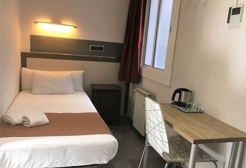 اتاق استاندارد یک نفره, Hostal Levante Barcelona