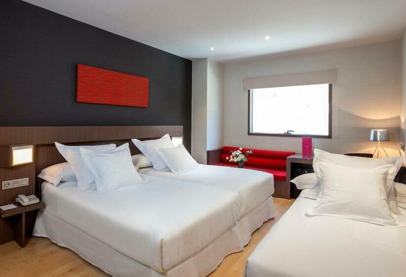 اتاق استاندارد سه نفره, Granada By Pierre & Vacances