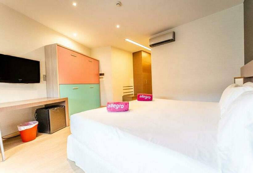 اتاق لوکس خانوادگی, Granada By Pierre & Vacances