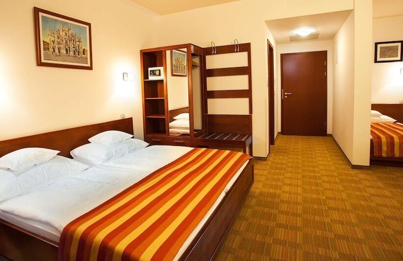 家庭间, Best Western Airport Hotel Stella