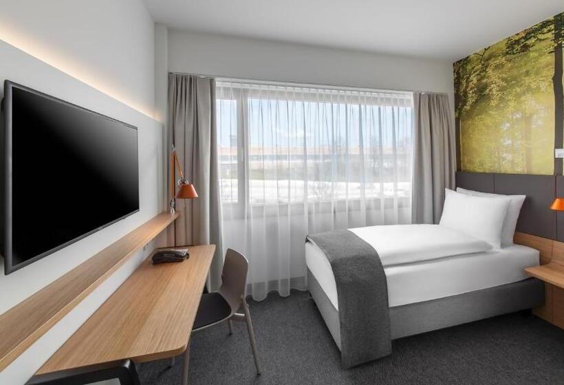 장애인을 위한 스탠다드 싱글 룸, Holiday Inn Munich  Leuchtenbergring