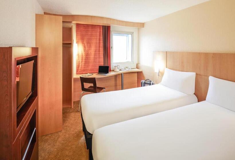 Standart Oda, Ibis London Heathrow Airport