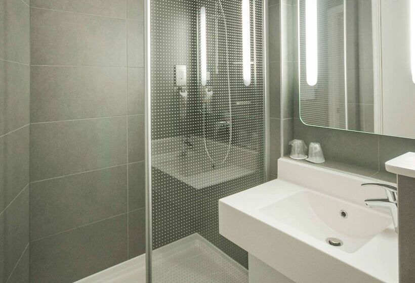 اتاق استاندارد, Ibis London Heathrow Airport