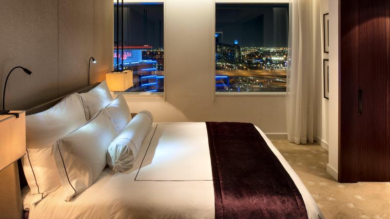 سوئیت کلاب, Intercontinental Dubai Festival City, An Ihg