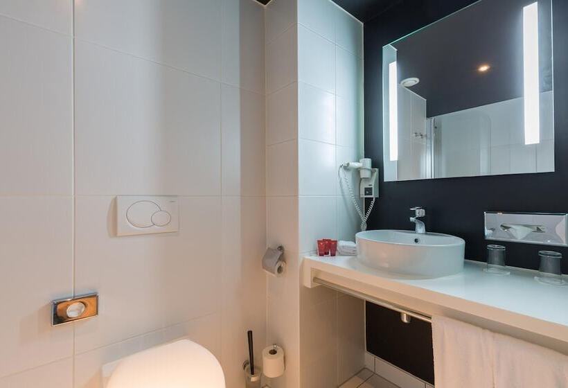 اتاق خانوادگی, Leonardo Hotel Almere City Center