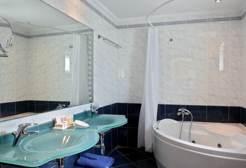 سوییت, Olympia Golden Beach Resort & Spa