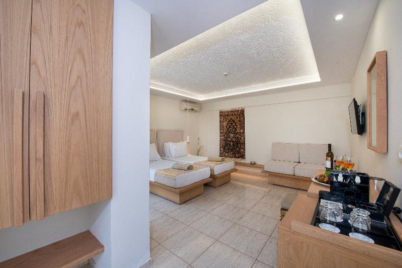اتاق استاندارد با وان آب گرم, Orpheas Resort