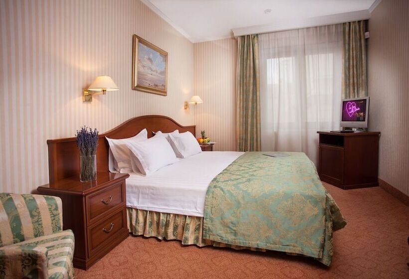 Superior Room, Otrada