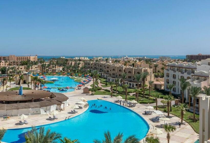 اتاق سوپریور سه تخته, Royal Lagoons Resort & Aqua Park