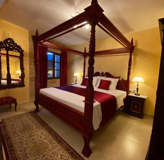 اتاق استاندارد با تخت بزرگ, S.nikolis  Historic Boutique