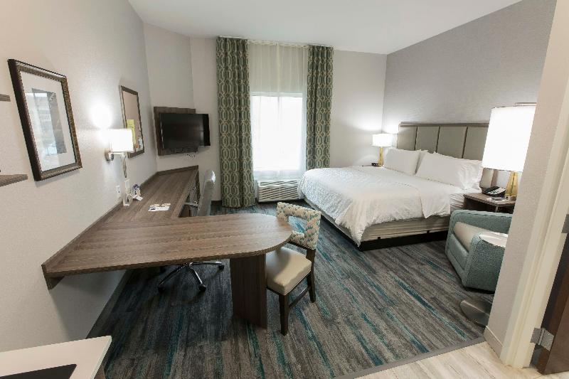 اتاق استاندارد با چشم‌انداز استخر, Stella Palace Aqua Park Resort